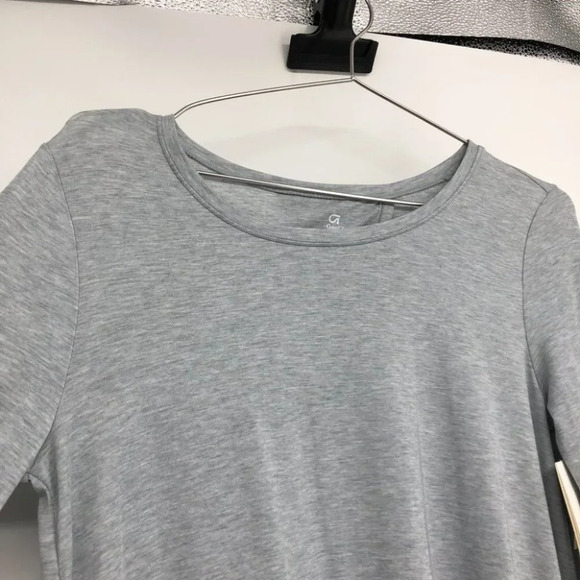 NWT Gapfit grey slit back long  sleeve lyocell lightweight activewear shirt - Picture 10 of 16